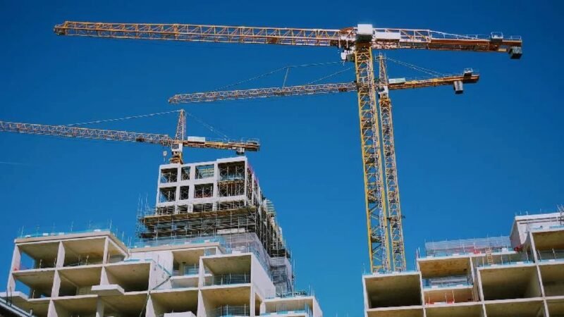 Engaño inmobiliario: le vendían el mismo departamento a varias personas