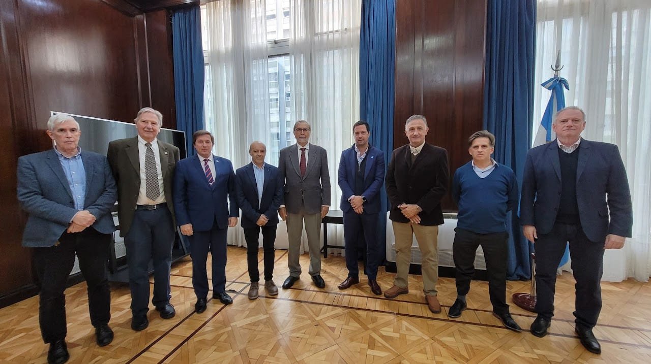 Mayoristas ratificaron en la Secretaría de Comercio su compromiso con la baja de precios