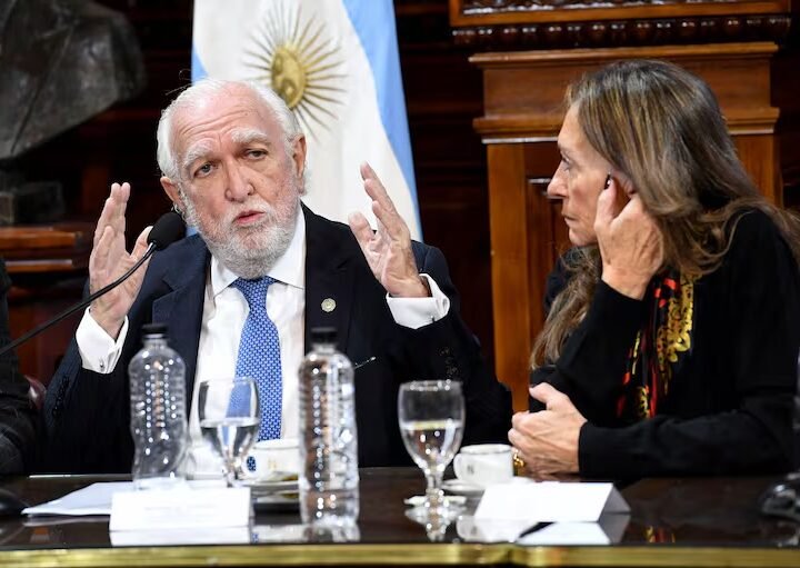 Gil Lavedra pidió que se incorporen mujeres a la Corte Suprema