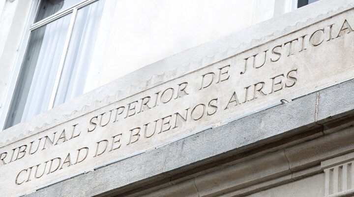 Un deudor alimentario que ocultó bienes fue condenado por violencia de género
