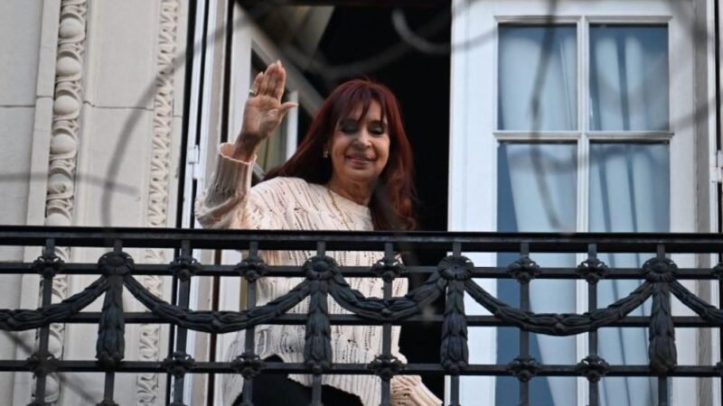 Cristina tiene que pagar