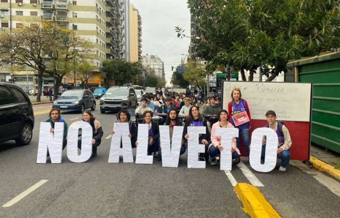 La Universidad vuelve a salir a la calle