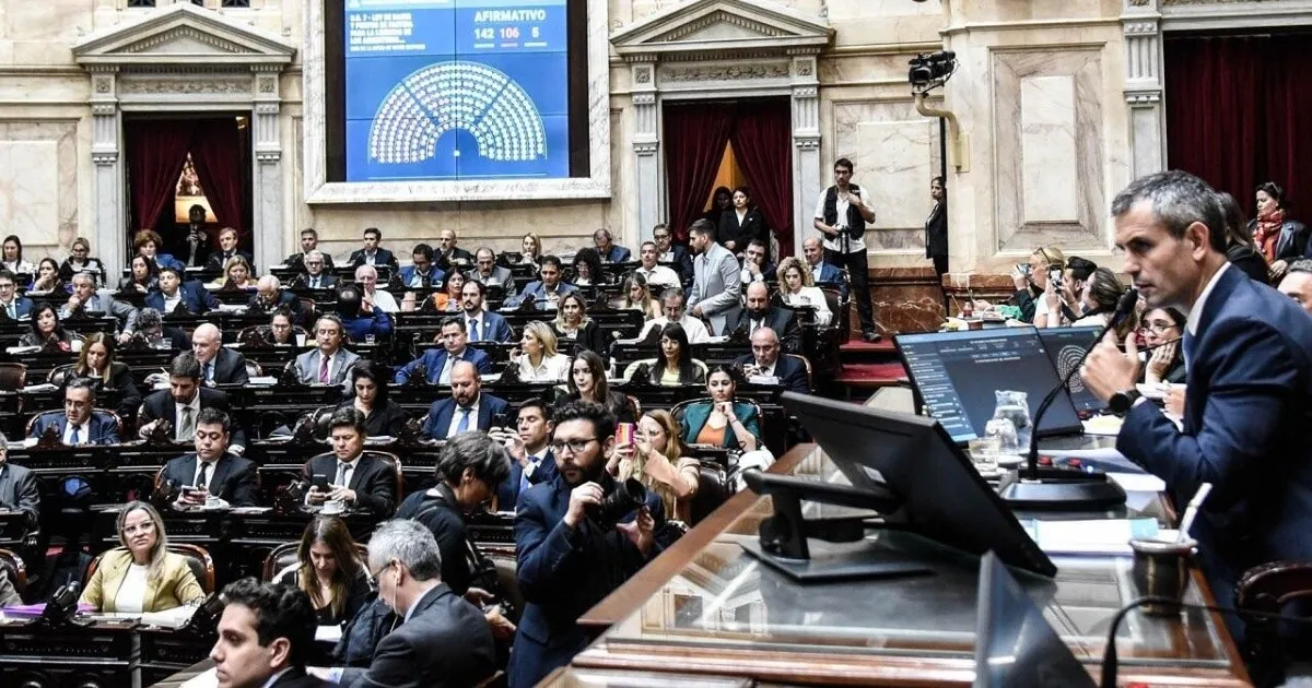 Reforma de los DNU: Un poco de oxígeno para el Gobierno en el Congreso