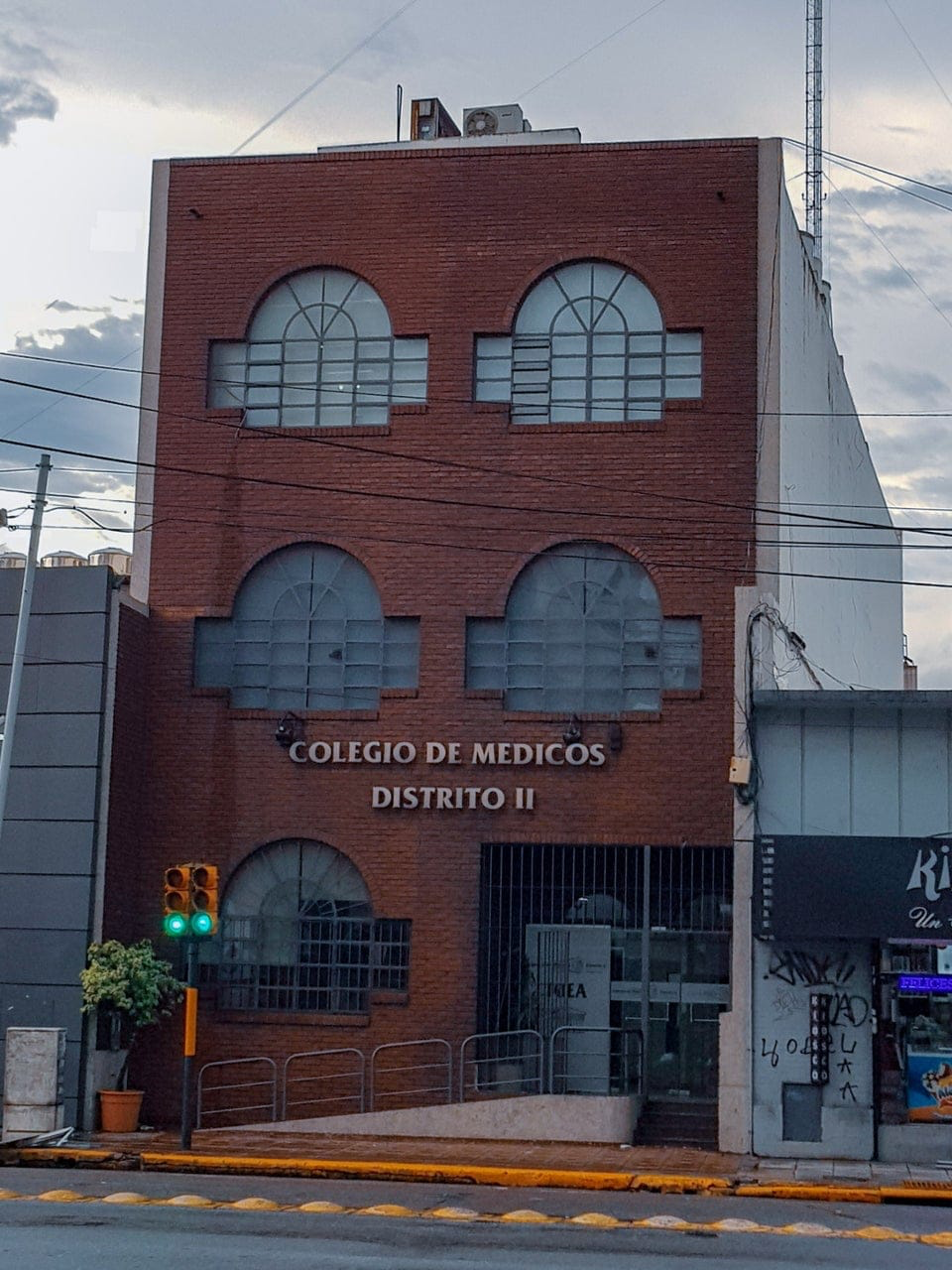 Respaldo del Colegio de Médicos al ginecólogo Diego Clementi tras un fallo en su contra