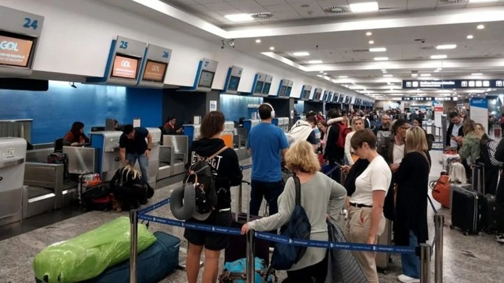 Reglamentaron una forma de resolver reclamos y problemas con las aerolíneas
