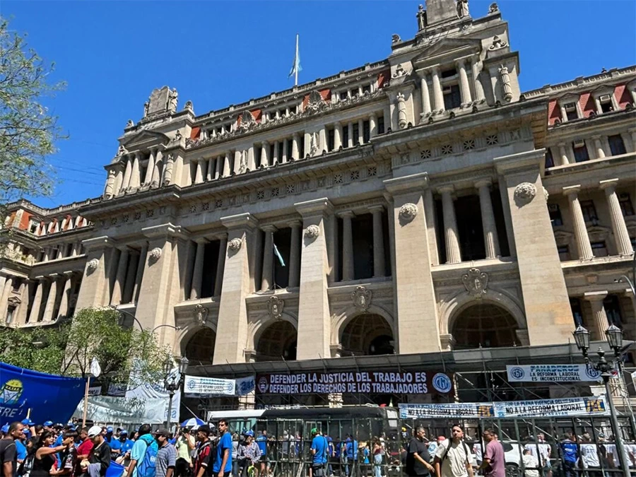 La Reforma Laboral en suspenso: freno, apelación y limbo jurídico