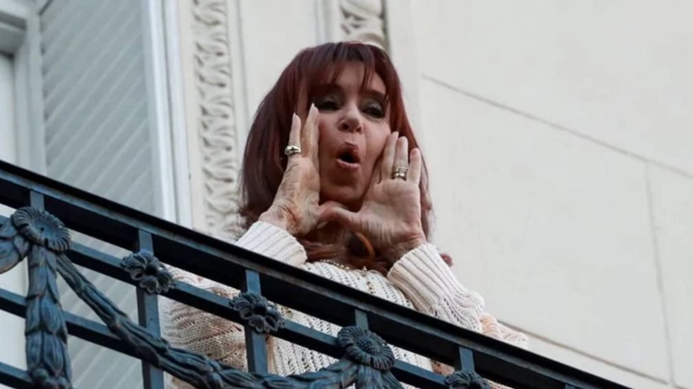 Vialidad: la Justicia dictó un embargo preventivo sobre el departamento donde está presa Cristina