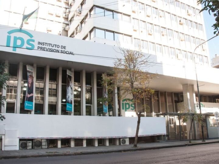 Polémica: el IPS pagó una jubilación por más de 10 años y ahora le reclama una deuda por un cambio de categorización