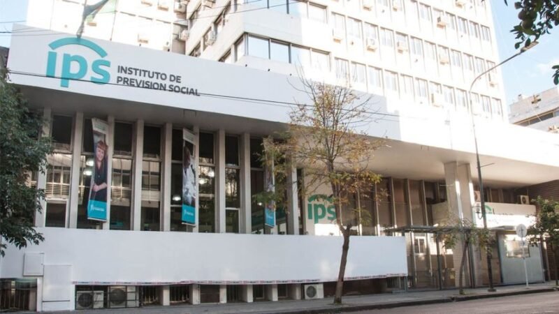 Polémica: el IPS pagó una jubilación por más de 10 años y ahora le reclama una deuda por un cambio de categorización