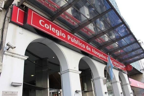 Fuerte advertencia del Colegio de Abogados de la Capital por los insultos y las amenazas de Milei