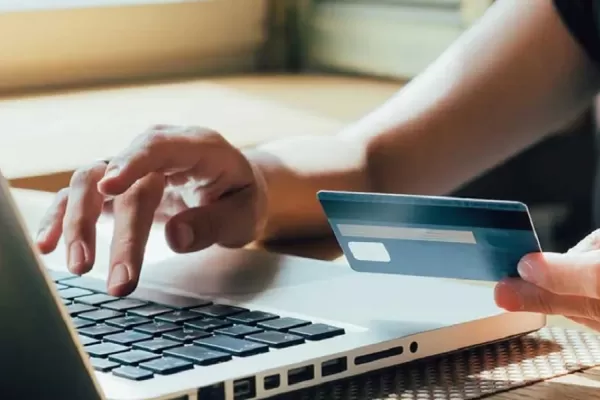 Fue víctima de una estafa virtual y la justicia intimó al banco a que le devuelva el dinero